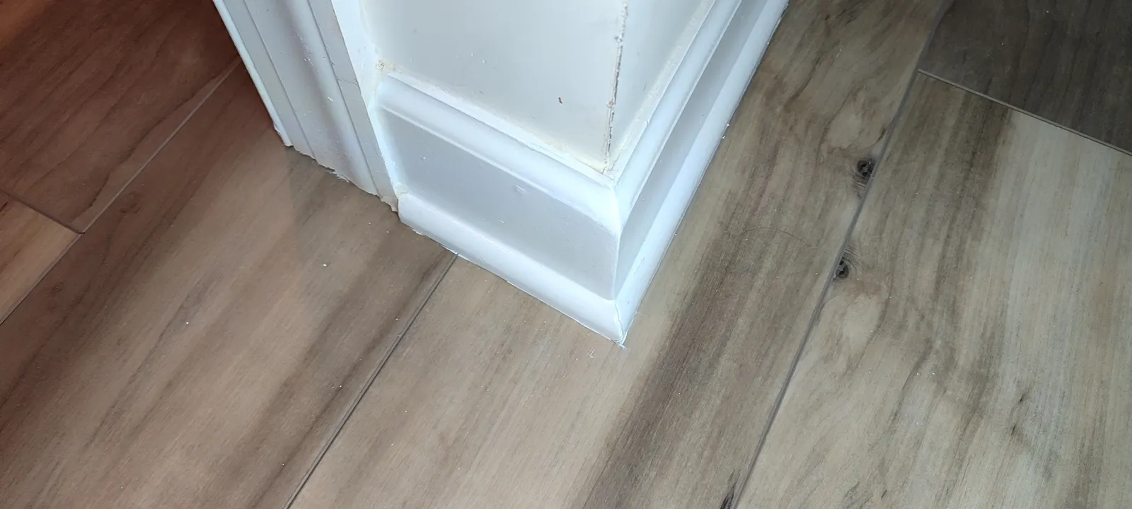 Finished trim corner at the end of the wall